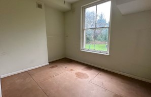 Property for Auction in London - 19A The Waldrons, Croydon, Surrey