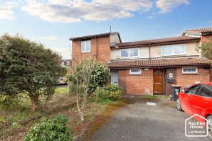Property for Auction in London - 4 Lymington Gardens, Bedford, Bedfordshire