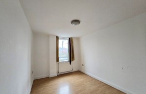 Property for Auction in London - Flat 1, 5 Boulcott Street, Limehouse, London