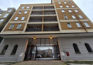 Property for Auction in London - Flat 1, 5 Boulcott Street, Limehouse, London