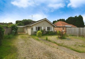 Property for Auction in London - 81 Harecroft Road, Wisbech, Cambridgeshire