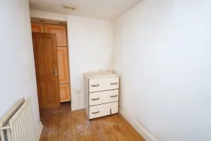 Property for Auction in London - 279 Moorfield, Harlow, Essex