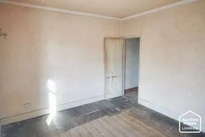 Property for Auction in London - 200 New Hythe Lane, Larkfield, Aylesford, Kent