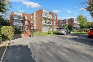 Property for Auction in London - Flat 19 Water Gardens, 49-51 Wellington Road, Bournemouth, Dorset