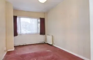 Property for Auction in London - Flat 1 Rotherwick Court, 72 Alexandra Road, Farnborough, Hampshire