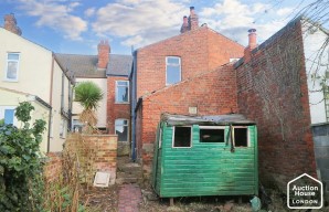 Property for Auction in London - 17 Albert Crescent, Lincoln, Lincolnshire