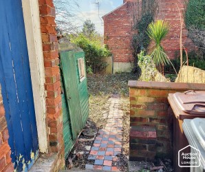 Property for Auction in London - 17 Albert Crescent, Lincoln, Lincolnshire