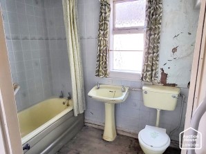 Property for Auction in London - 17 Albert Crescent, Lincoln, Lincolnshire