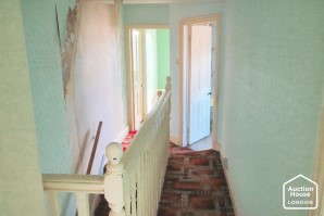 Property for Auction in London - 17 Albert Crescent, Lincoln, Lincolnshire