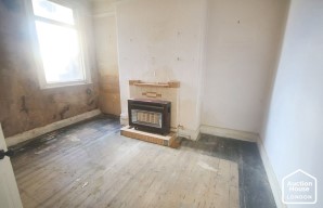 Property for Auction in London - 17 Albert Crescent, Lincoln, Lincolnshire