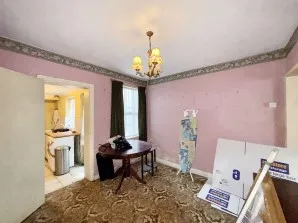 Property for Auction in London - 58 New Road, Staines-upon-Thames, Middlesex