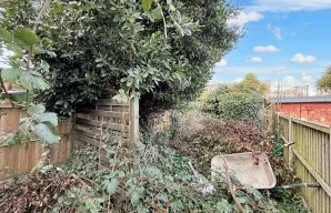 Property for Auction in London - 58 New Road, Staines-upon-Thames, Middlesex