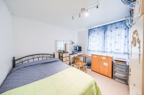 Property for Auction in London - 181 Brighton Road, South Croydon, Surrey