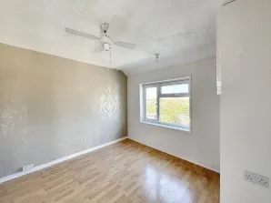 Property for Auction in London - 137 Sullivan Way, Elstree, Hertfordshire