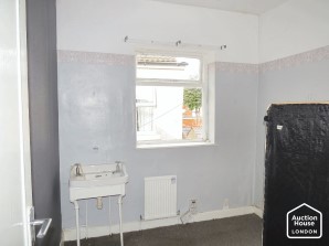 Property for Auction in London - 22 Regent Road, Blackpool, Lancashire