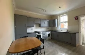 Property for Auction in London - 108 North Hill, Highgate, London