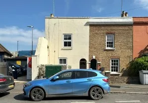 Property for Auction in London - 108 North Hill, Highgate, London
