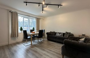 Property for Auction in London - Flat A, 4-5 Hyde Park Place, Paddington, London