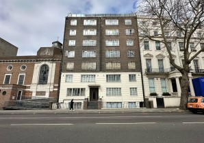 Property for Auction in London - Flat A, 4-5 Hyde Park Place, Paddington, London