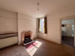 Property for Auction in London - 12 Raglan Road, Bromley, Kent
