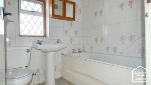 Property for Auction in London - 31 Druitt Road, Christchurch, Dorset