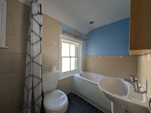 Property for Auction in London - 128 Tarring Road, Worthing, West Sussex