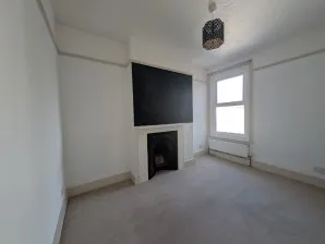 Property for Auction in London - 128 Tarring Road, Worthing, West Sussex