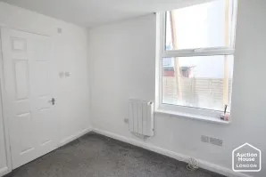 Property for Auction in London - Flat 1, 48 Dover Road, Folkestone, Kent