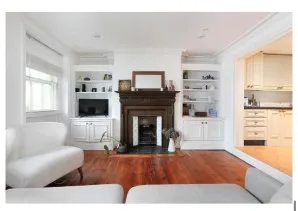 Property for Auction in London - Flat 1, 54 North Side Wandsworth Common, Wandsworth, London