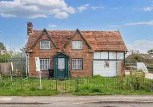 Property for Auction in London - 87 High Street, Milton, Abingdon, Oxfordshire