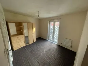 Property for Auction in London - 71 Piper Way, Ilford, Essex
