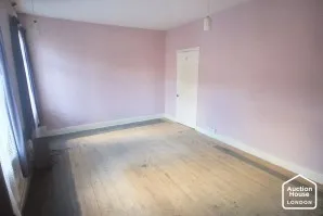 Property for Auction in London - 17 Albert Crescent, Lincoln, Lincolnshire
