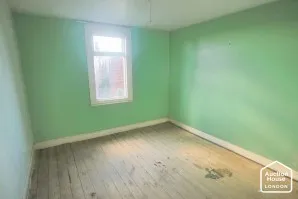 Property for Auction in London - 17 Albert Crescent, Lincoln, Lincolnshire