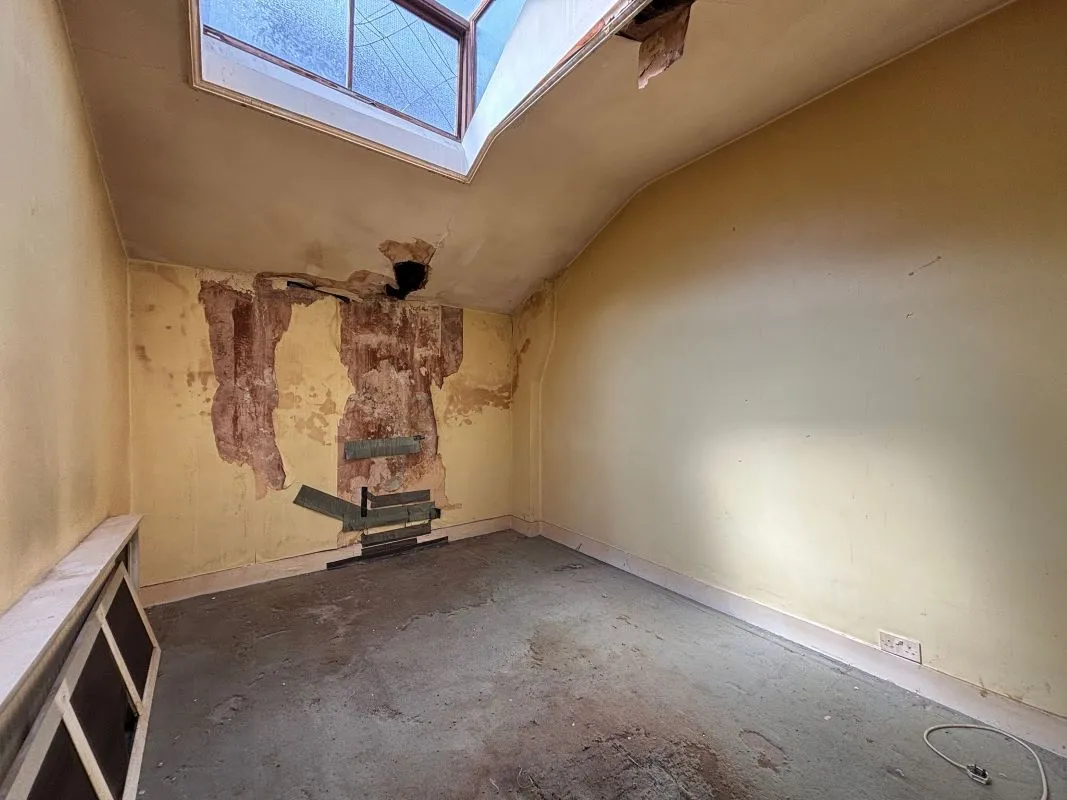 Conduit Mews, Paddington, London, W2 3RE - Online Auctions