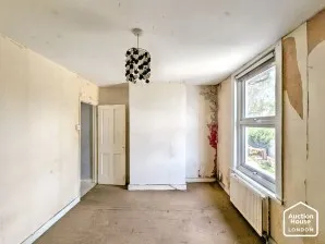 Property for Auction in London - 26 Cromwell Terrace, Chatham, Kent