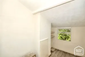 Property for Auction in London - 71 Thoday Street, Cambridge, Cambridgeshire