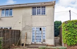 Property for Auction in London - 10 Aintree Avenue, Hereford, Herefordshire