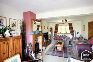 Property for Auction in London - 377 London Road, Clanfield, Waterlooville, Hampshire