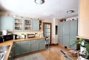Property for Auction in London - 377 London Road, Clanfield, Waterlooville, Hampshire