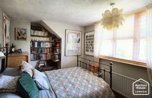 Property for Auction in London - 377 London Road, Clanfield, Waterlooville, Hampshire