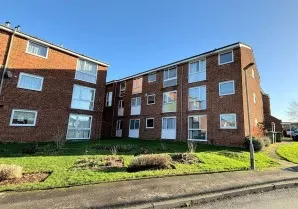 Property for Auction in London - 27 Hardwicke Place, London Colney, St. Albans, Hertfordshire
