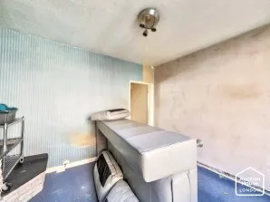 Property for Auction in London - 18 Wilton Terrace, Nottingham, Nottinghamshire