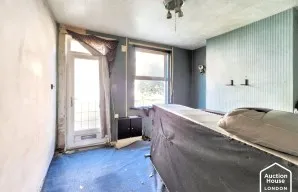 Property for Auction in London - 18 Wilton Terrace, Nottingham, Nottinghamshire