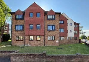 Property for Auction in London - Flat 33 Burniston Court, 90 Manor Road, Wallington, Surrey