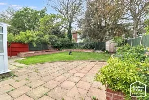 Property for Auction in London - 21 Kings Avenue, Broadstairs, Kent