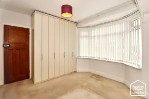 Property for Auction in London - 21 Kings Avenue, Broadstairs, Kent