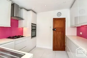 Property for Auction in London - 21 Kings Avenue, Broadstairs, Kent