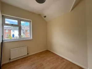 Property for Auction in London - 6 Old London Road, St. Albans, Hertfordshire