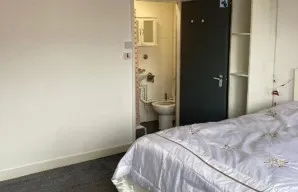 Property for Auction in London - 3 Trentham Place, Leeds, West Yorkshire