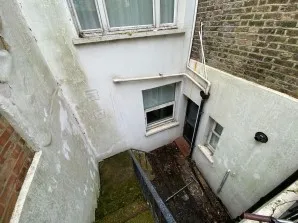 Property for Auction in London - Garden Flat, 31 Thurlow Park Road, Lambeth, London